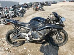 SUZUKI GSX-R600 2008 black racer gas JS1GN7EA982108783 photo #2