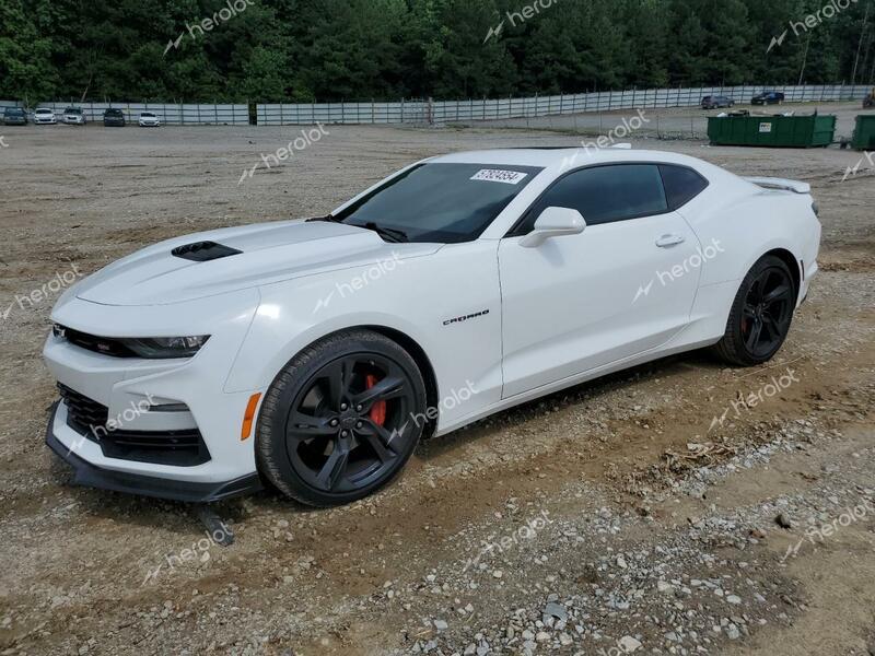 CHEVROLET CAMARO LT1 2022 white  gas 1G1FF1R79N0122516 photo #1