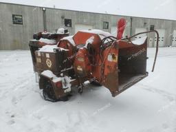 WOOD CHIPPER 1998 red   NOVINPLATE0000000 photo #4