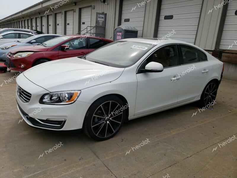 VOLVO S60 PREMIE 2016 white  gas YV126MFK2G2411173 photo #1