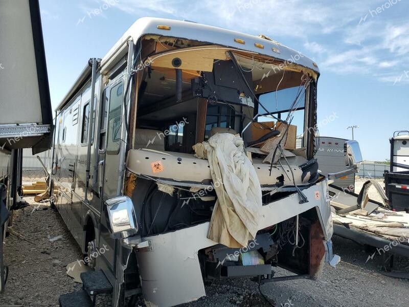 FREIGHTLINER CHASSIS X 2002 tan motorize diesel 4UZAAHAK02CJ54608 photo #1