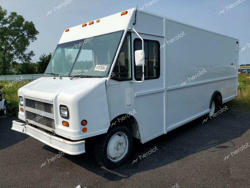 FREIGHTLINER CHASSIS M 2003 white step van diesel 4UZAANCP73CM06749 photo #1