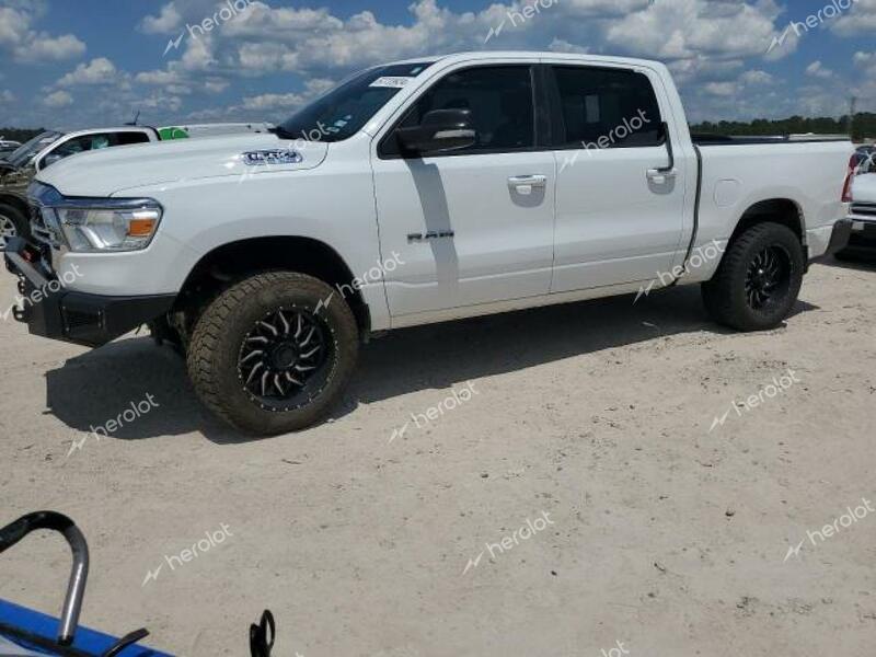 RAM 1500 BIG H 2022 white  gas 1C6SRFFT8NN379401 photo #1