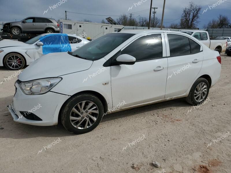 CHEVROLET SONIC 2019 white   LSGHD52H6KD081559 photo #1