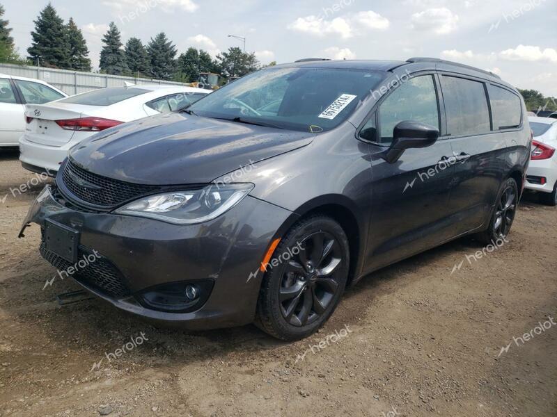 CHRYSLER PACIFICA T 2019 gray  flexible fuel 2C4RC1FG9KR583508 photo #1