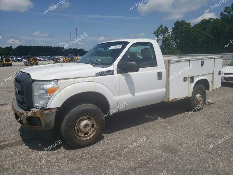 FORD F250 SUPER 2015 white pickup gas 1FDBF2B67FEA77976 photo #1