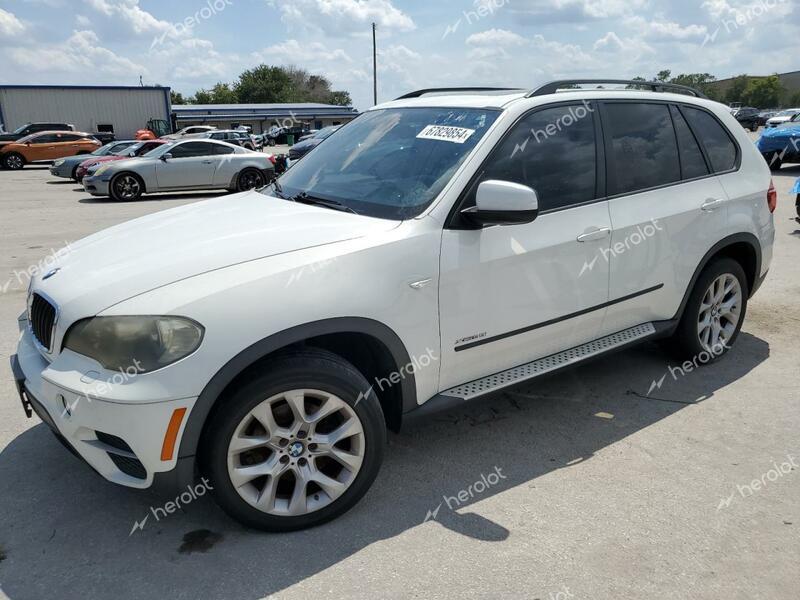 BMW X5 XDRIVE3 2011 white 4dr spor gas 5UXZV4C50BL402432 photo #1