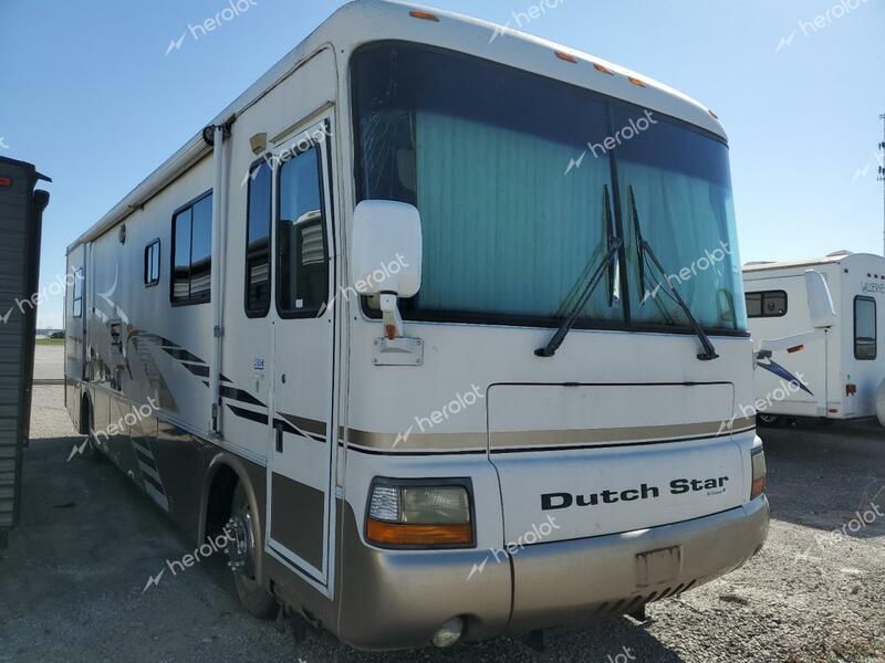 FREIGHTLINER CHASSIS X 2000 white motorize diesel 4UZ6XJCA5YCG76775 photo #1