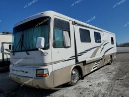 FREIGHTLINER CHASSIS X 2000 white motorize diesel 4UZ6XJCA5YCG76775 photo #3