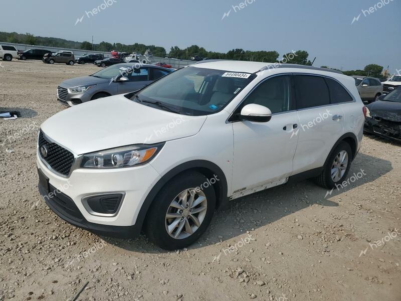 KIA SORENTO LX 2016 white  gas 5XYPGDA59GG179803 photo #1