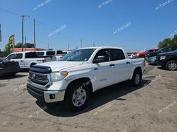 TOYOTA TUNDRA CRE 2015 white crew pic gas 5TFEY5F16FX177101 photo #3