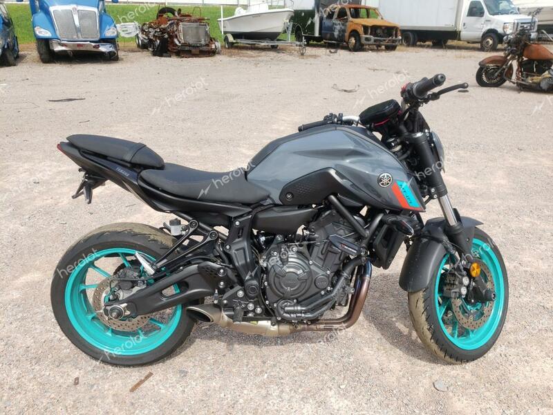 YAMAHA MT07 2022 two tone  gas JYARM32E5NA003298 photo #1