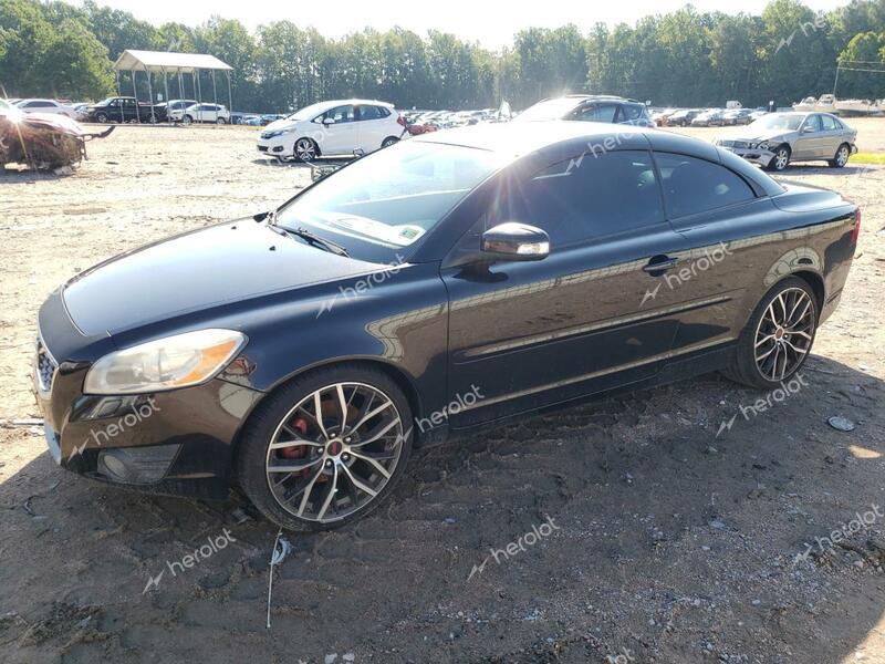 VOLVO C70 T5 2011 black  gas YV1672MC1BJ119270 photo #1