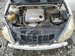 LEXUS ES 330 2005 white  gas JTHBA30G955073378 photo #4