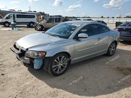 VOLVO C70 T5 2010 silver  gas YV1672MC1AJ092912 photo #2