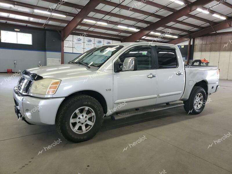 NISSAN TITAN XE 2004 silver  gas 1N6AA07B14N529262 photo #1