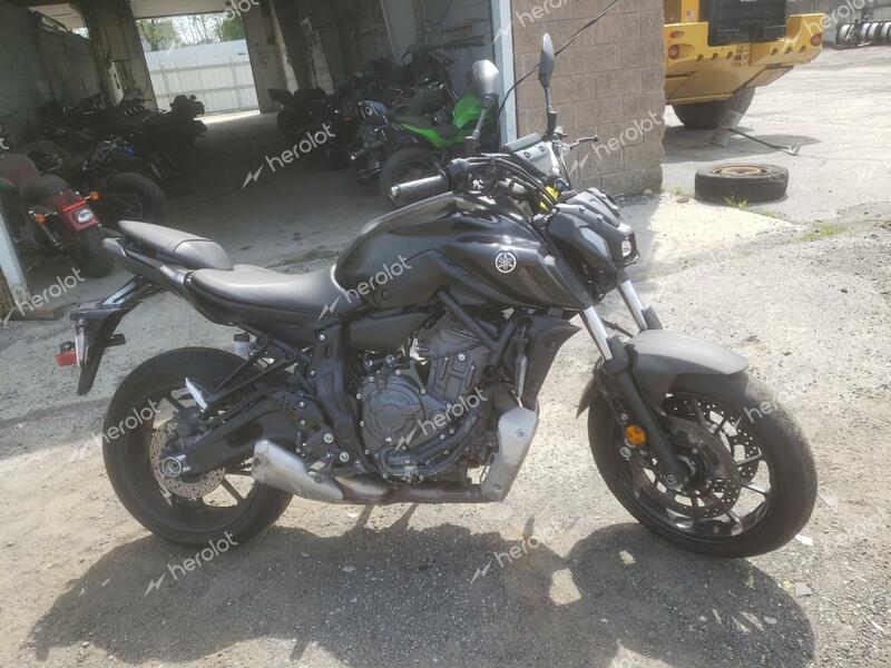 YAMAHA MT07 2023 black  gas JYARM32E5PA007189 photo #1