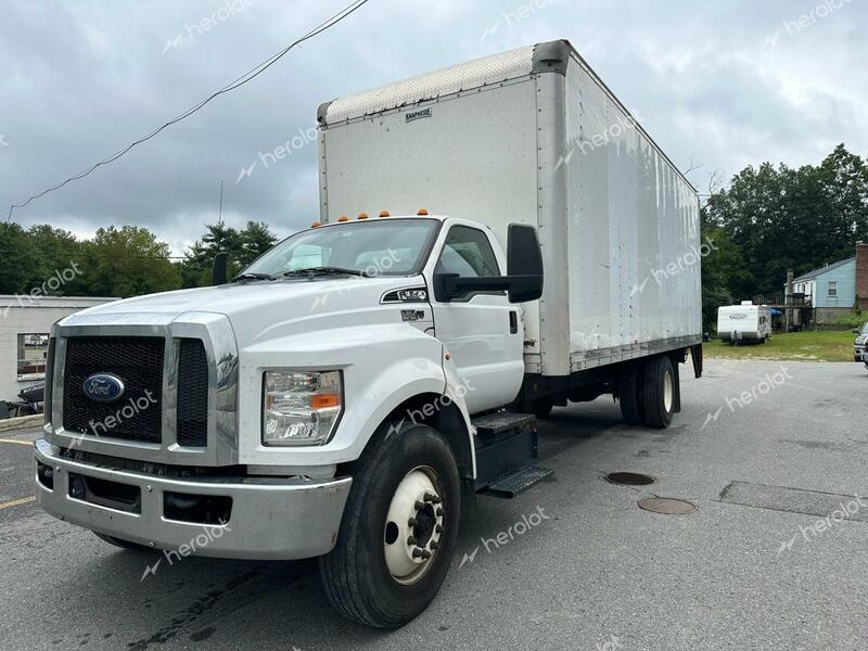 FORD F650 SUPER 2017 white conventi gas 1FDNF6AY4HDB10268 photo #1