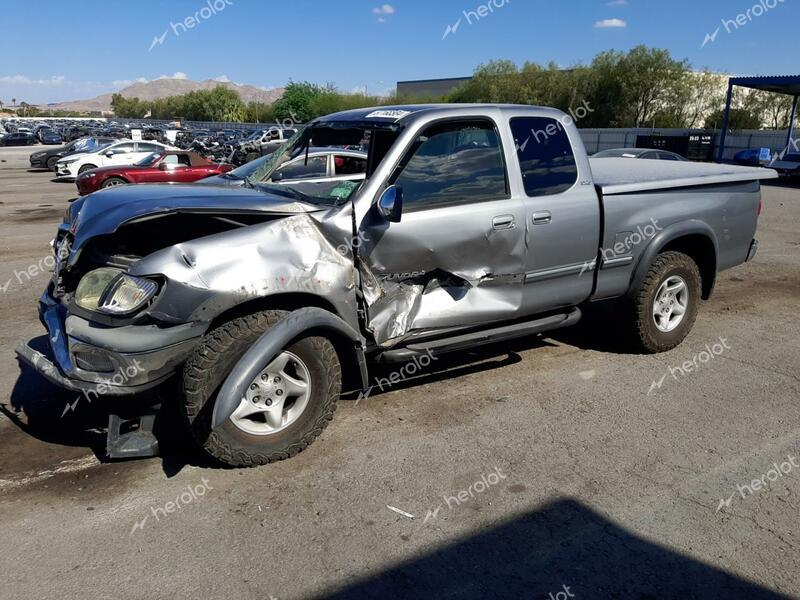 TOYOTA TUNDRA ACC 2002 silver  gas 5TBRT341X2S292896 photo #1