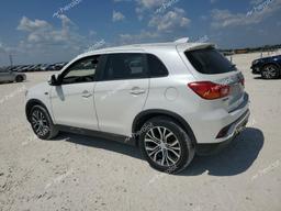 MITSUBISHI OUTLANDER 2018 white  gas JA4AP3AU6JU025170 photo #3