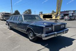 LINCOLN TOWN CAR 1982 blue  gas 1LNBP94F8CY635962 photo #2