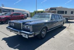 LINCOLN TOWN CAR 1982 blue  gas 1LNBP94F8CY635962 photo #3