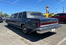 LINCOLN TOWN CAR 1982 blue  gas 1LNBP94F8CY635962 photo #4