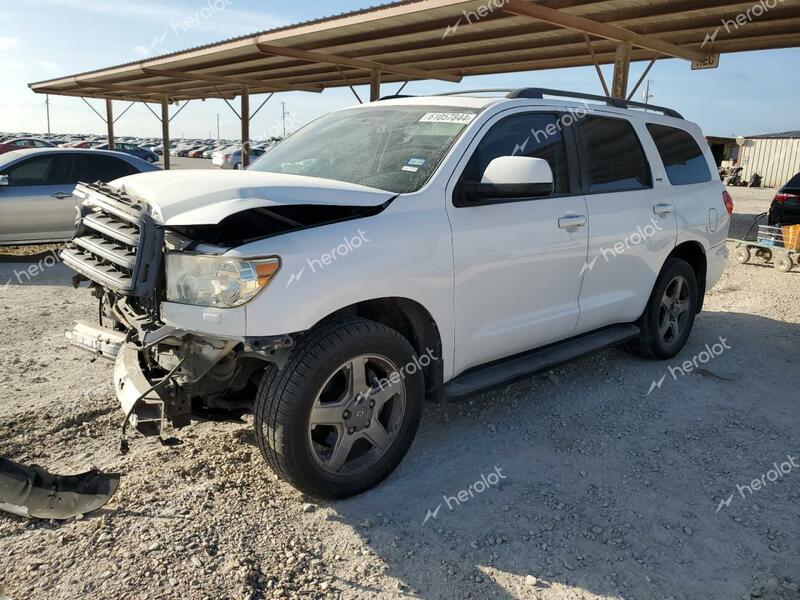 TOYOTA SEQUOIA SR 2013 white  gas 5TDZY5G10DS047530 photo #1