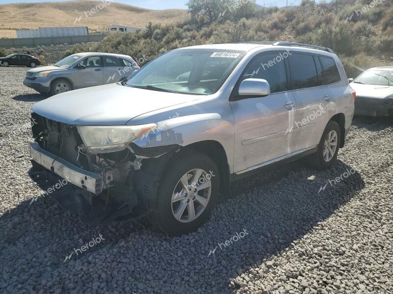 TOYOTA HIGHLANDER 2013 silver  gas 5TDBK3EH9DS230464 photo #1