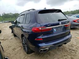 BMW X7 M50I 2022 blue  gas 5UXCX6C04N9M27450 photo #3