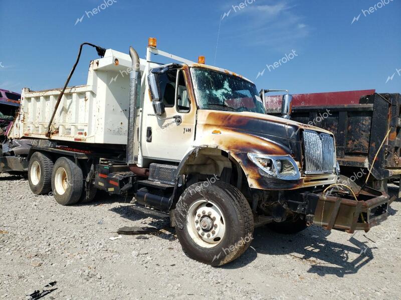 INTERNATIONAL 7000 7600 2006 white  diesel 1HTWYAHT06J220526 photo #1