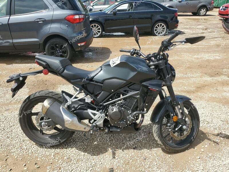 HONDA CB 2023 black  gas MLHNC555XP5300282 photo #1