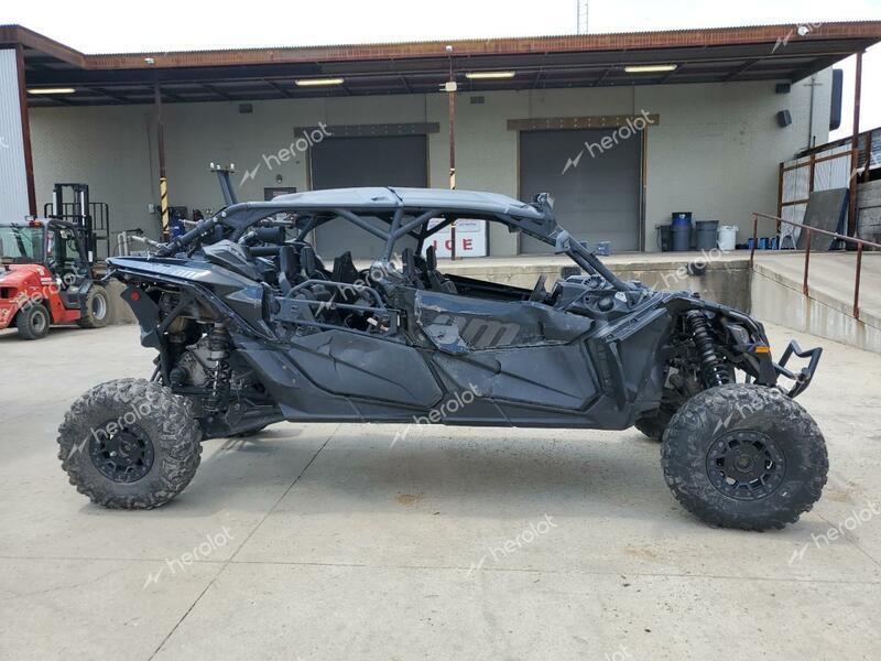 CAN-AM MAVERICK X 2022 black  gas 3JBVNAV43NE004747 photo #1