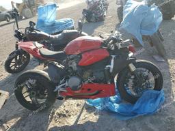 DUCATI SUPERBIKE 2014 red  gas ZDM14BPW1EB017453 photo #2