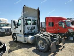 FREIGHTLINER CASCADIA 1 2014 white tractor diesel 3AKBGADV8ESFM6826 photo #4