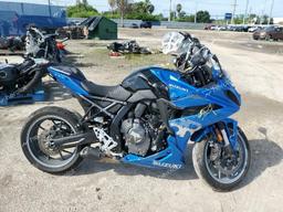 SUZUKI GSX800 F 2024 blue  gas JS1EM13B3R7101352 photo #2