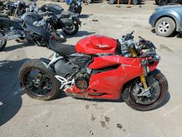 DUCATI SUPERBIKE 2014 red  gas ZDM14BPW1EB019588 photo #2