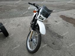 SUZUKI DR650 SE 2023 white  gas JS1SP46D8P7100994 photo #3