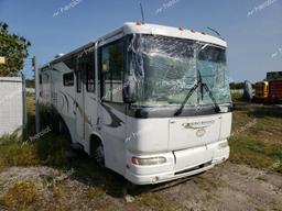 FREIGHTLINER CHASSIS X 2005 cream  diesel 4UZAAHDC35CV70418 photo #2