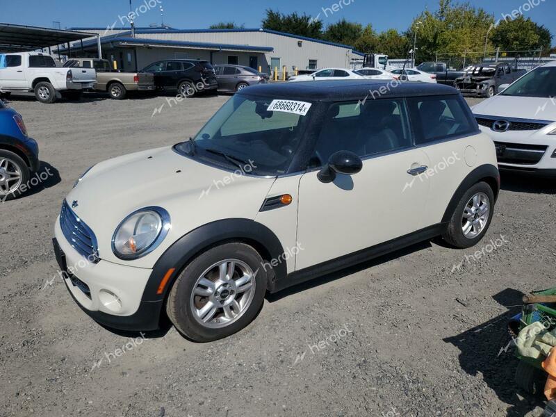 MINI COOPER 2011 cream  gas WMWSU3C54BT097952 photo #1