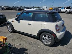 MINI COOPER 2011 cream  gas WMWSU3C54BT097952 photo #3