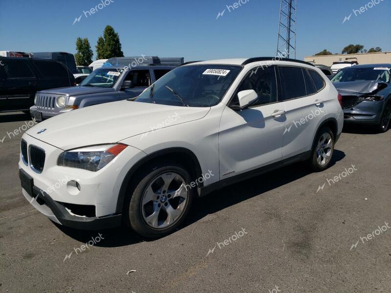 BMW X1 SDRIVE2 2015 white  gas WBAVM1C59FVW58030 photo #1