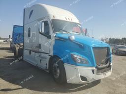 FREIGHTLINER CASCADIA 1 2019 white  diesel 3AKJHHDR9KSJX3910 photo #2