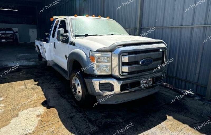 FORD F550 SUPER 2012 white chassis diesel 1FD0X5GT2CEC71234 photo #1