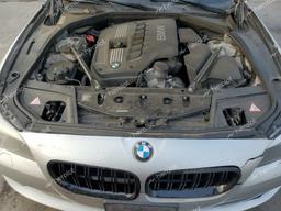 BMW 528 I 2011 silver  gas WBAFR1C52BDJ97775 photo #4