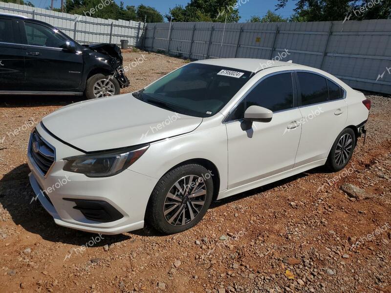 SUBARU LEGACY 2.5 2019 white  gas 4S3BNAF61K3035112 photo #1