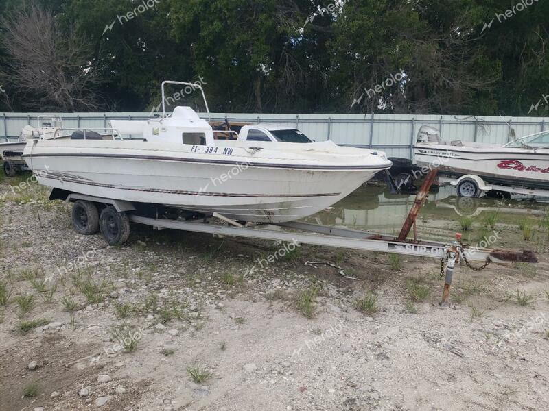 OTHER BOAT 2000 white   WPDR1911C900 photo #1