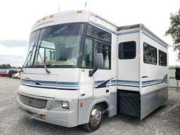 WINNEBAGO BRAVE 2003 white  gas 5B4LP57G823353389 photo #3