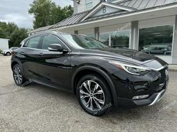 INFINITI QX30 BASE 2017 black  gas SJKCH5CR9HA026631 photo #2