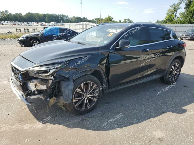 INFINITI QX30 BASE 2017 black  gas SJKCH5CR1HA026395 photo #1